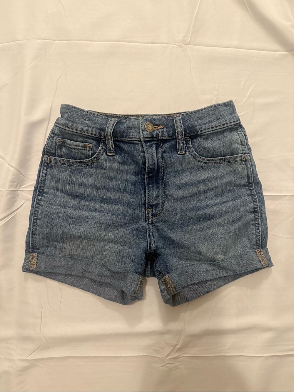 Hollister Co. high rise y2k blue denim shorts ♡